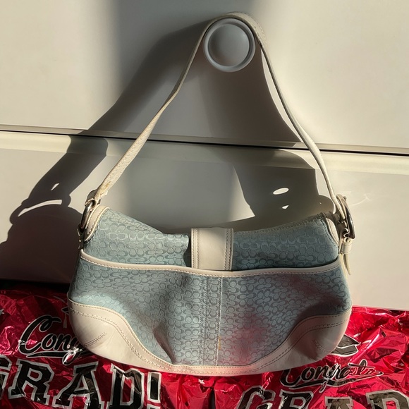 Teal and White Coach Purse 👜 - Picture 3 of 15